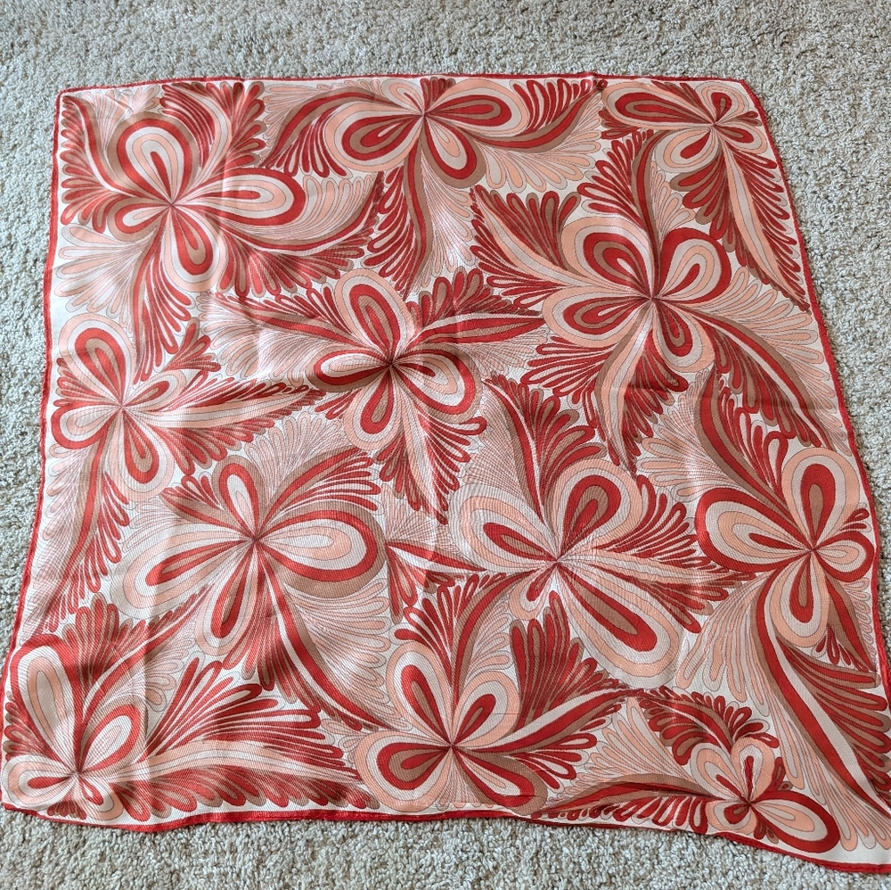 Vintage Pink Design Scarf